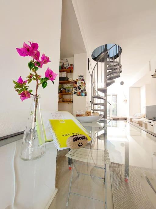 Design&Terrazzo A 5 Min Dal Centro - Laura'S House Apartment Milan Bagian luar foto